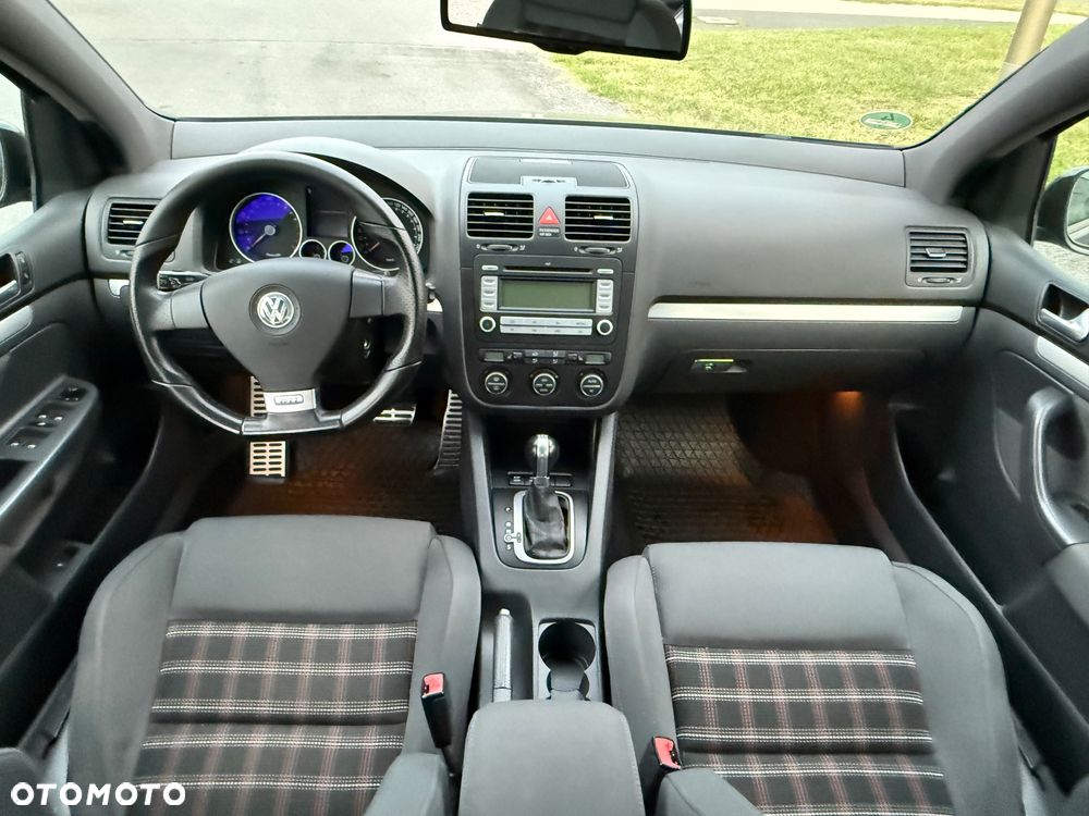 Volkswagen Golf 2.0 GTI DSG - 20