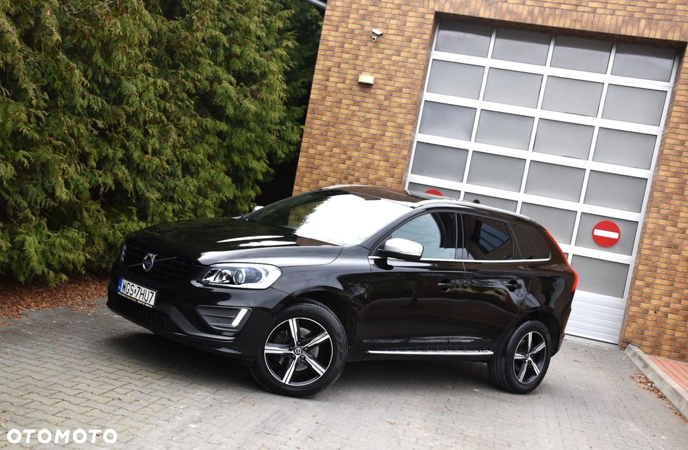 Volvo XC 60 D3 Drive-E R-Design Momentum - 25