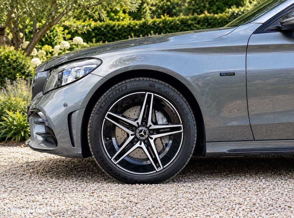 Mercedes-Benz C 300 de AMG Line - 2