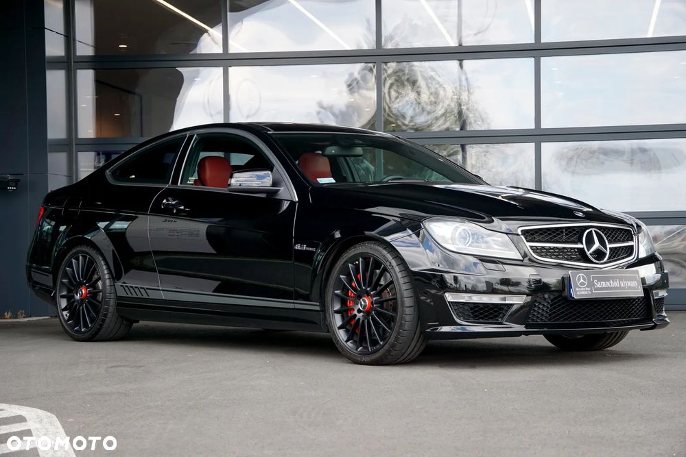 Mercedes-Benz Klasa C 63 AMG - 7