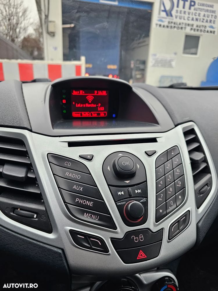 Ford Fiesta 1.4 TDCi Ambiente - 1