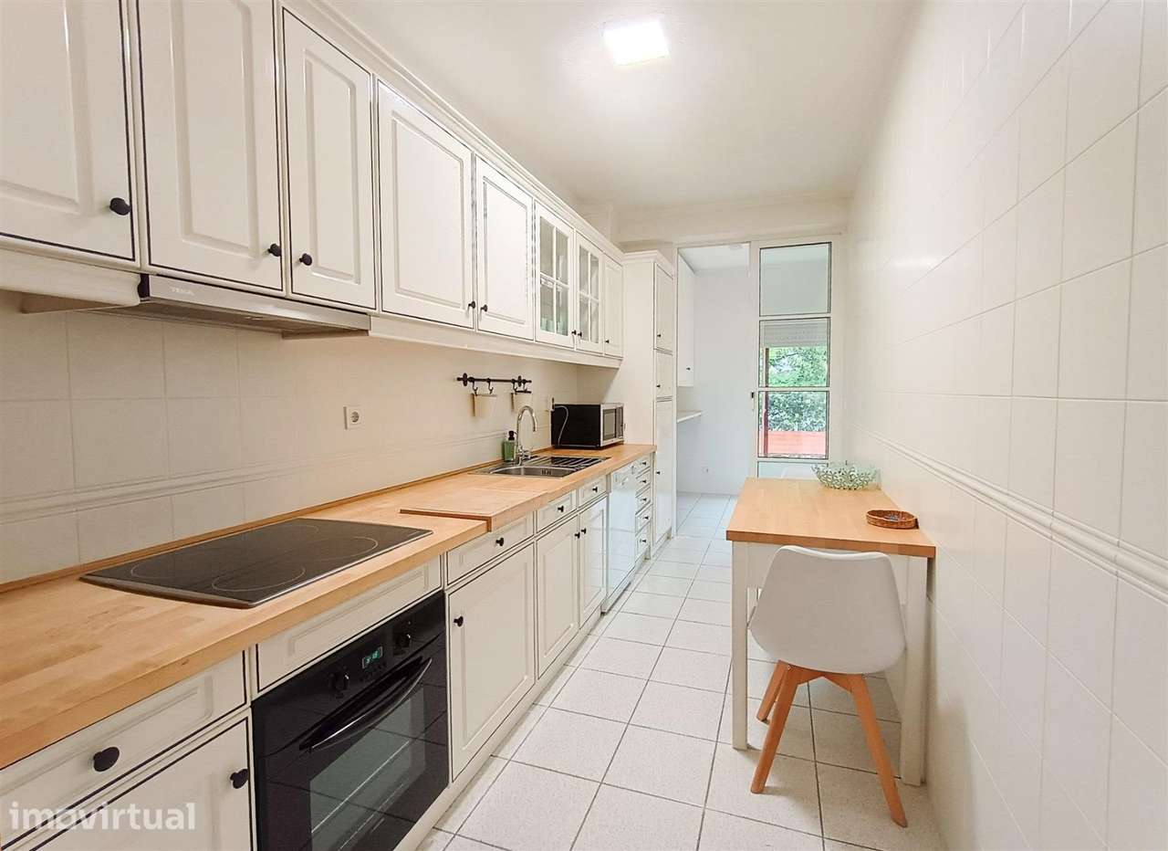 Moradia T2, com piscina, Santa Maria Maior - Grande imagem: 3/18