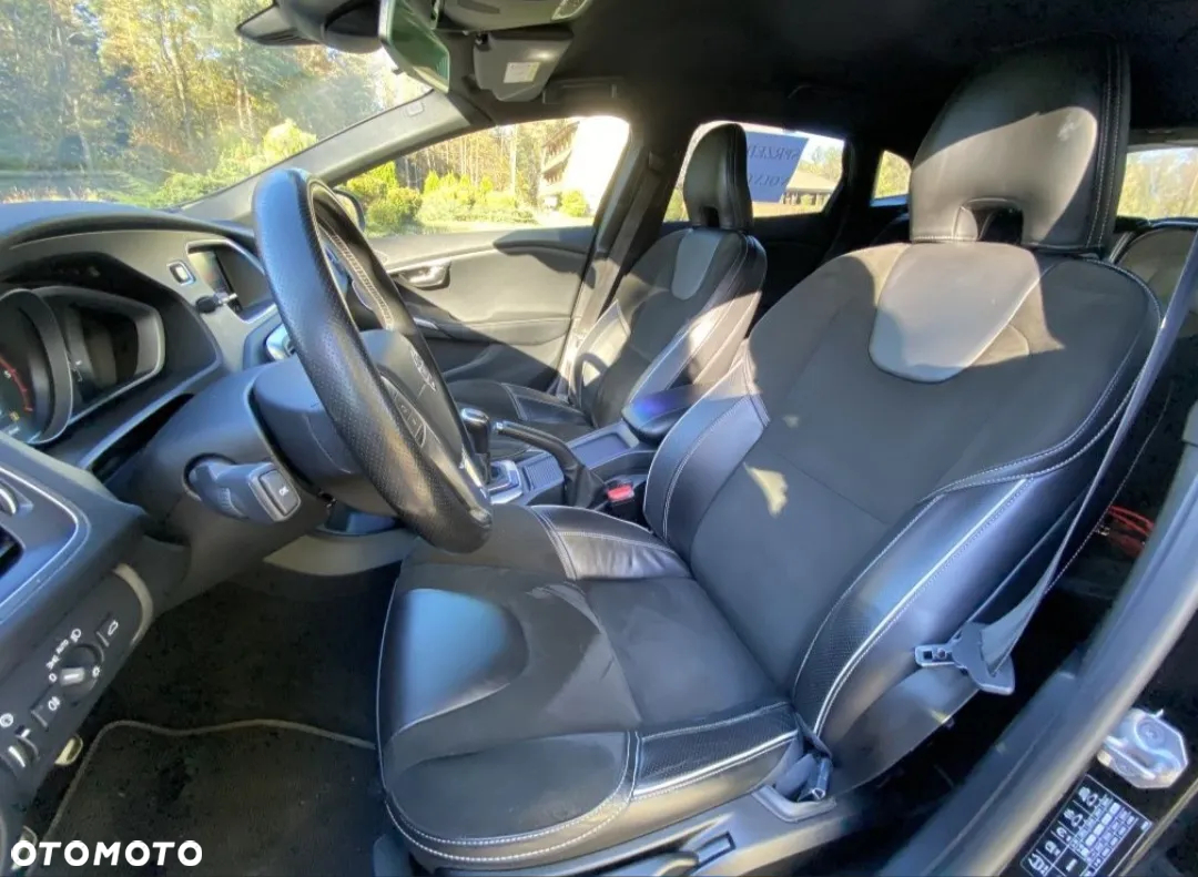 Volvo V40 D2 Drive-E R-Design Momentum - 7
