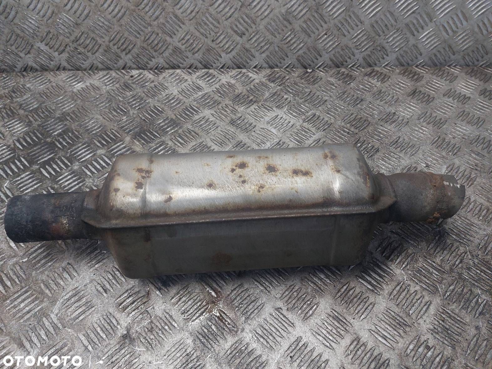 KATALIZATOR PUSTY ATRAPA OPEL ZAFIRA A 2.0 DTI - 1