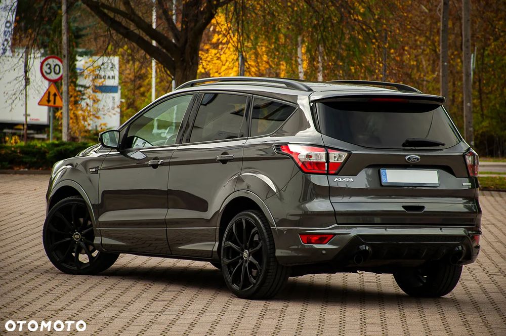Ford Kuga - 25