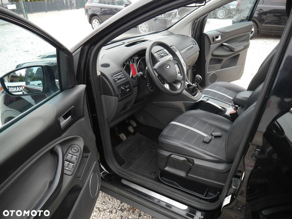 Ford Kuga 2.0 TDCi 4x4 Titanium - 5