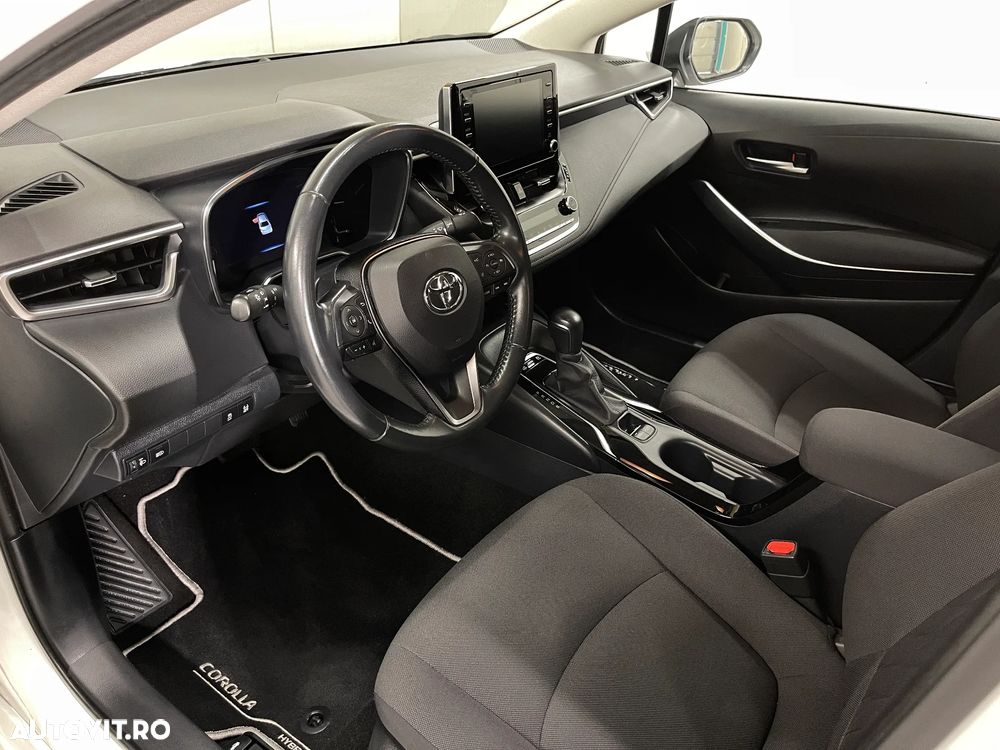 Toyota Corolla Sedan 1.8 HSD Business - 5