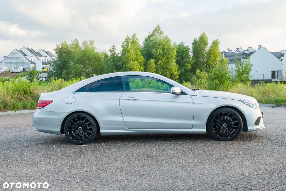Mercedes-Benz Klasa E 250 7G-TRONIC Sport Edition - 18