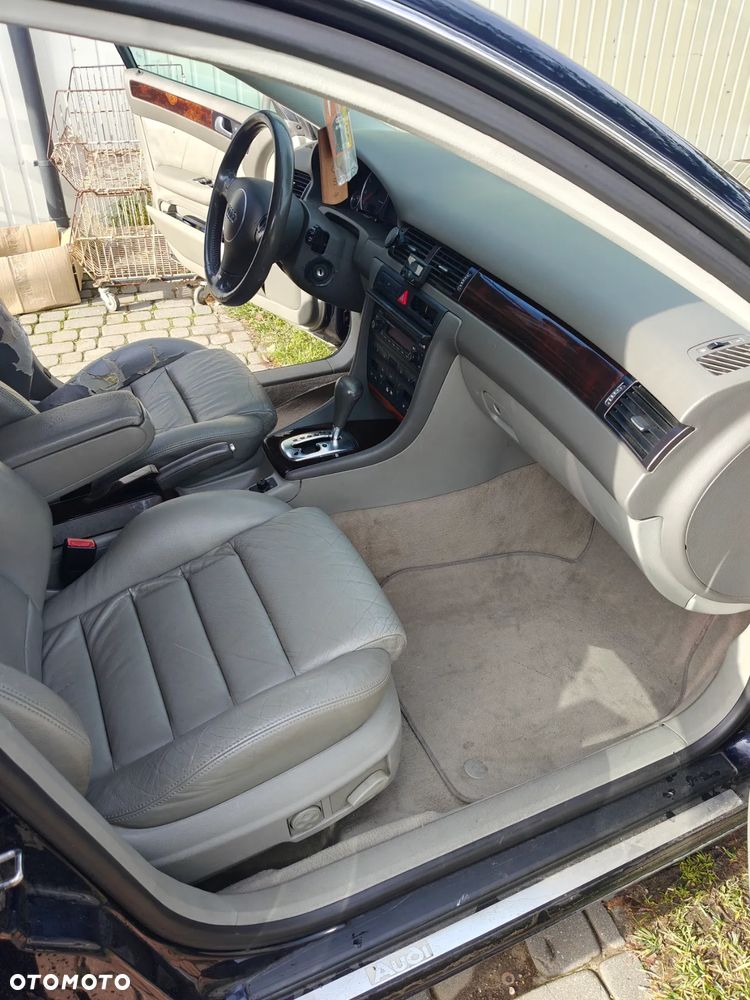 Audi A6 Avant 2.4 Multitronic - 11