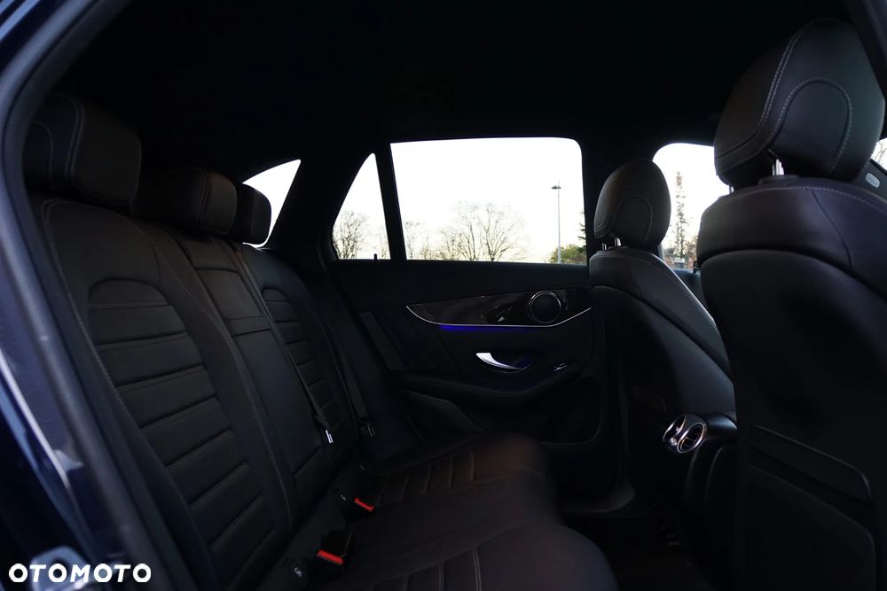 Mercedes-Benz GLC 300 4-Matic - 18