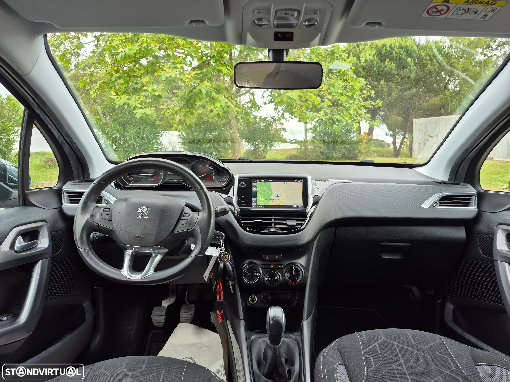 Peugeot 2008 1.2 PureTech Style - 11