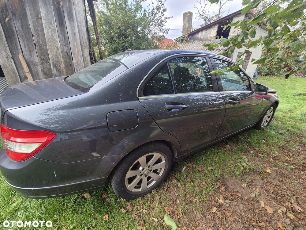 Mercedes-Benz Klasa C 180 K BlueEff Classic - 5