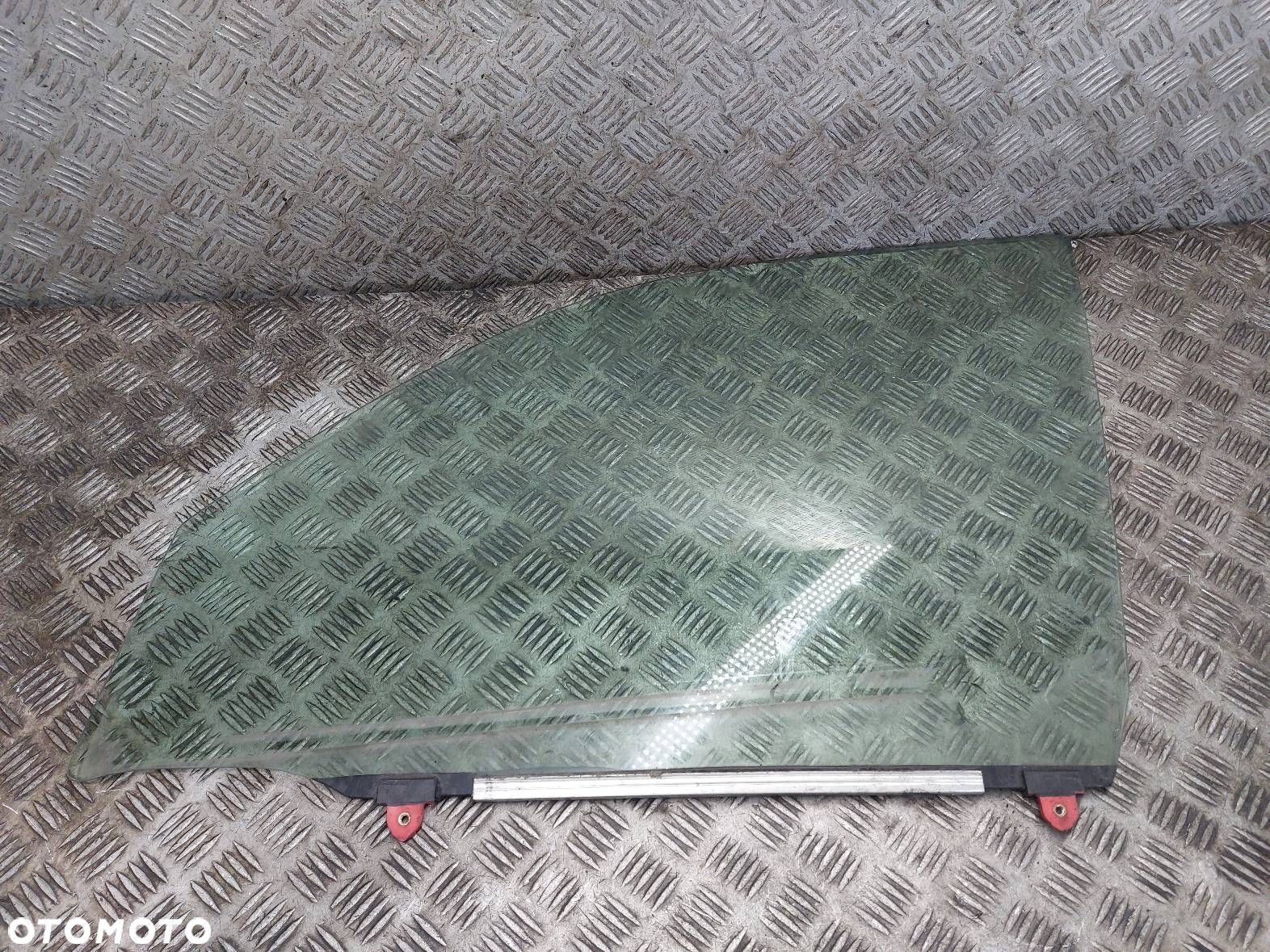 SZYBA DRZWI LEWY PRZÓD TOYOTA RAV4 II LIFT 5D - 1