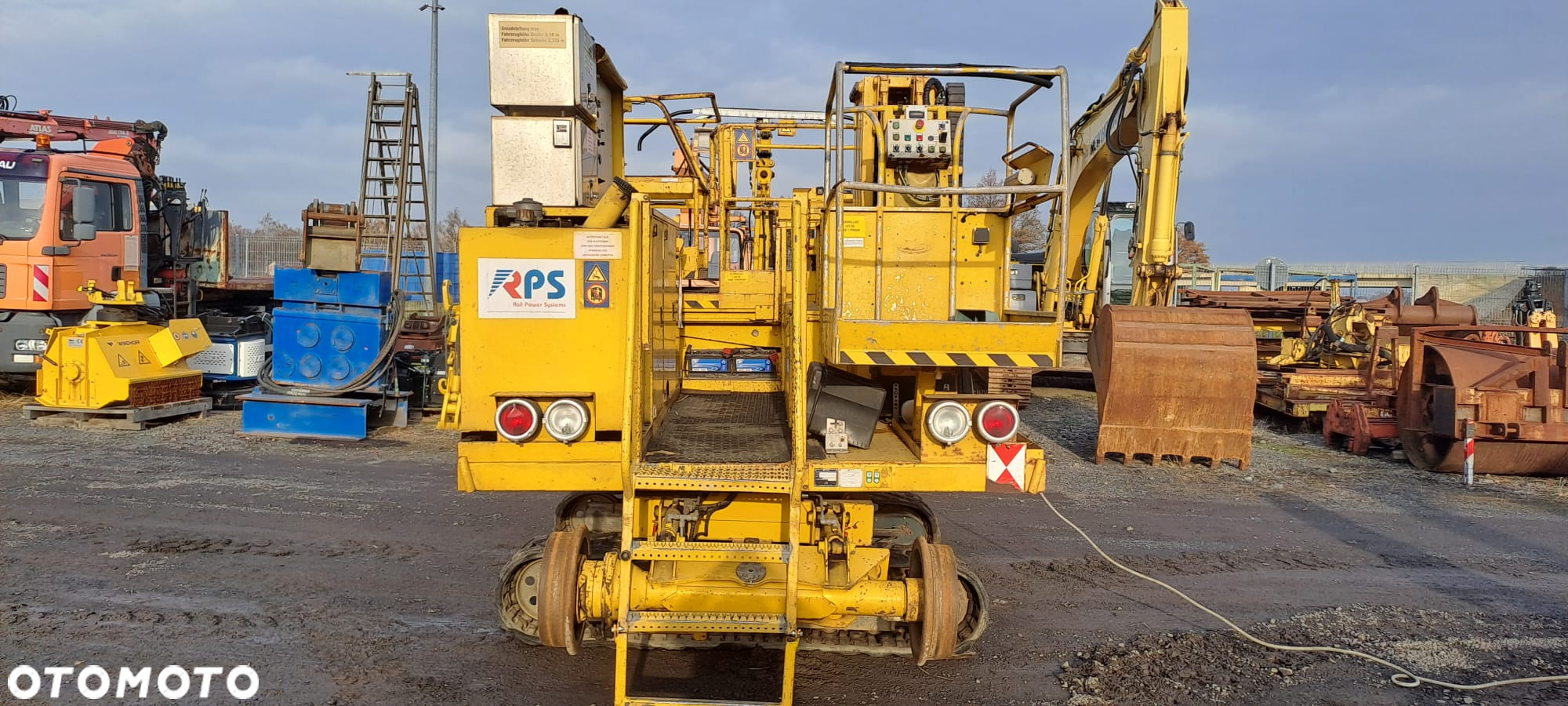 Inny Dwudrogowy podnośnik koszowy NEOTEC ELAN 00B - 25