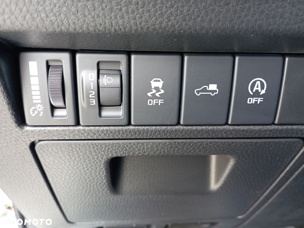 Isuzu D-Max 1.9 EC LS - 26