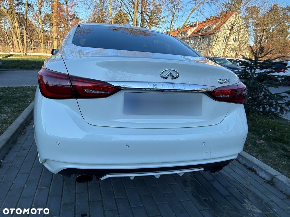 Infiniti Q50 - 8