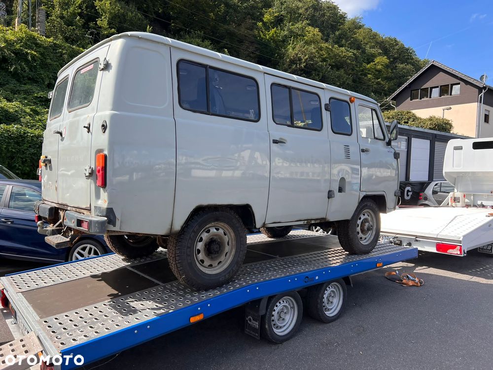 Uaz 452 - 4
