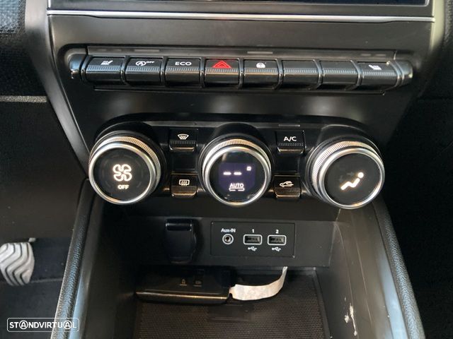 Renault Clio TCe 90 EVOLUTION - 27