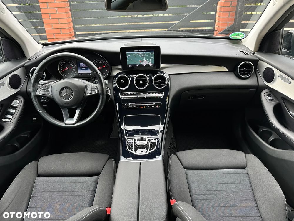 Mercedes-Benz GLC 250 4Matic 9G-TRONIC Exclusive - 8