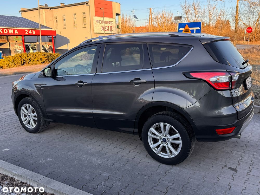 Ford Kuga 1.5 TDCi FWD Trend - 4