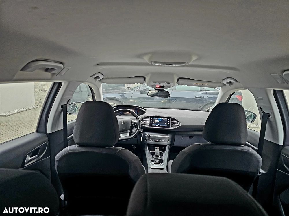 Peugeot 308 SW BlueHDi 130 EAT8 Stop & Start Active - 12