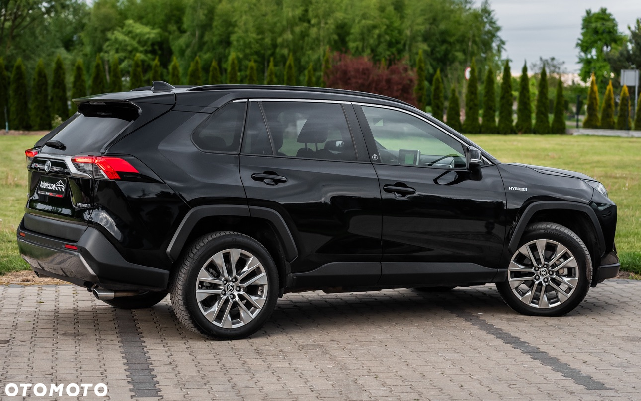 Toyota RAV4 2.5 4x4 Hybrid Team Deutschland - 14