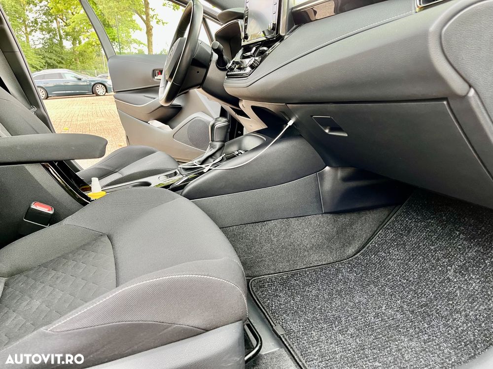 TOYOTA Corolla 2021 — imagine 13