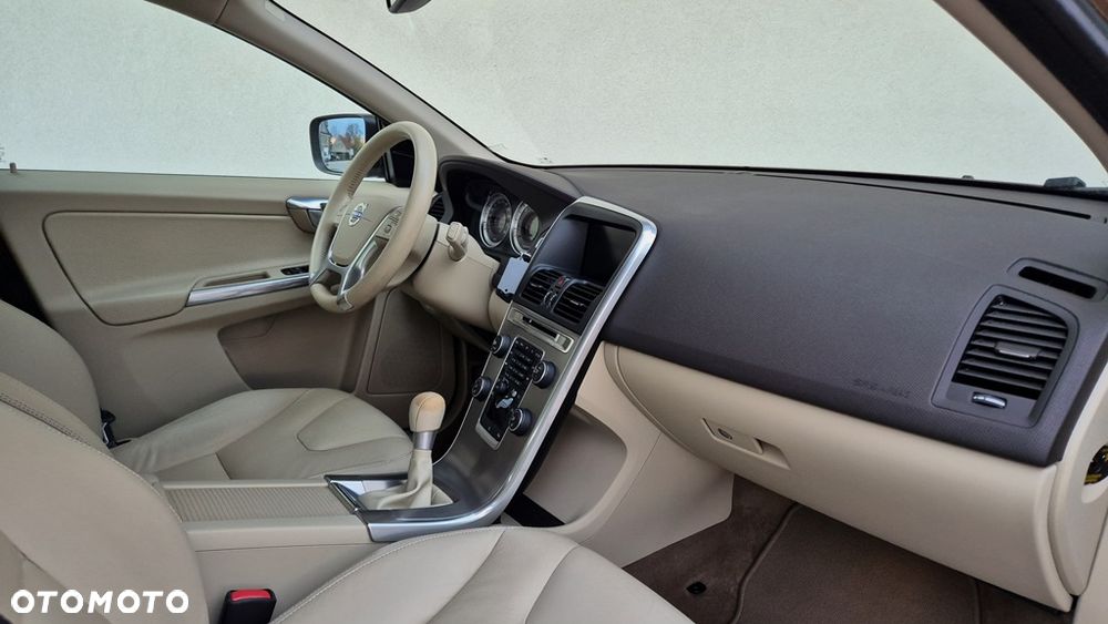 Volvo XC 60 D4 Summum - 24