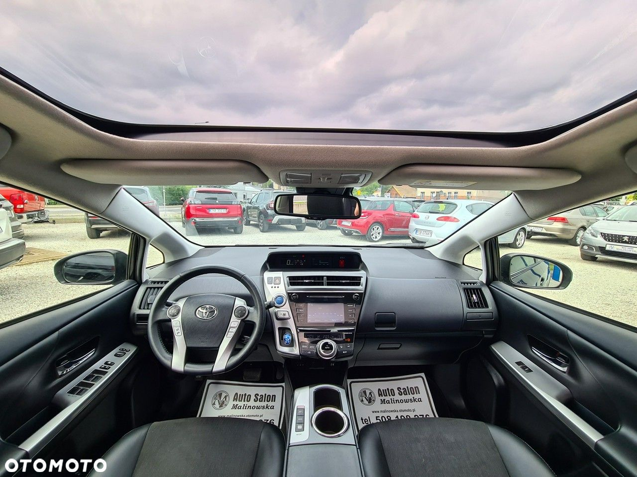 Toyota Prius+ Hybrid 135 Prestige - 12