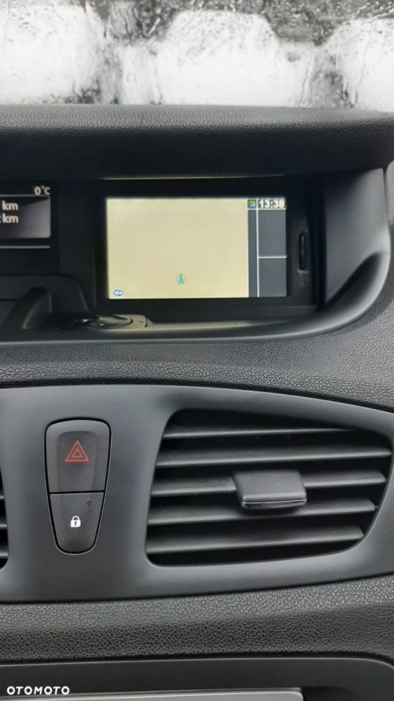 Renault Scenic dCi 110 Expression - 27