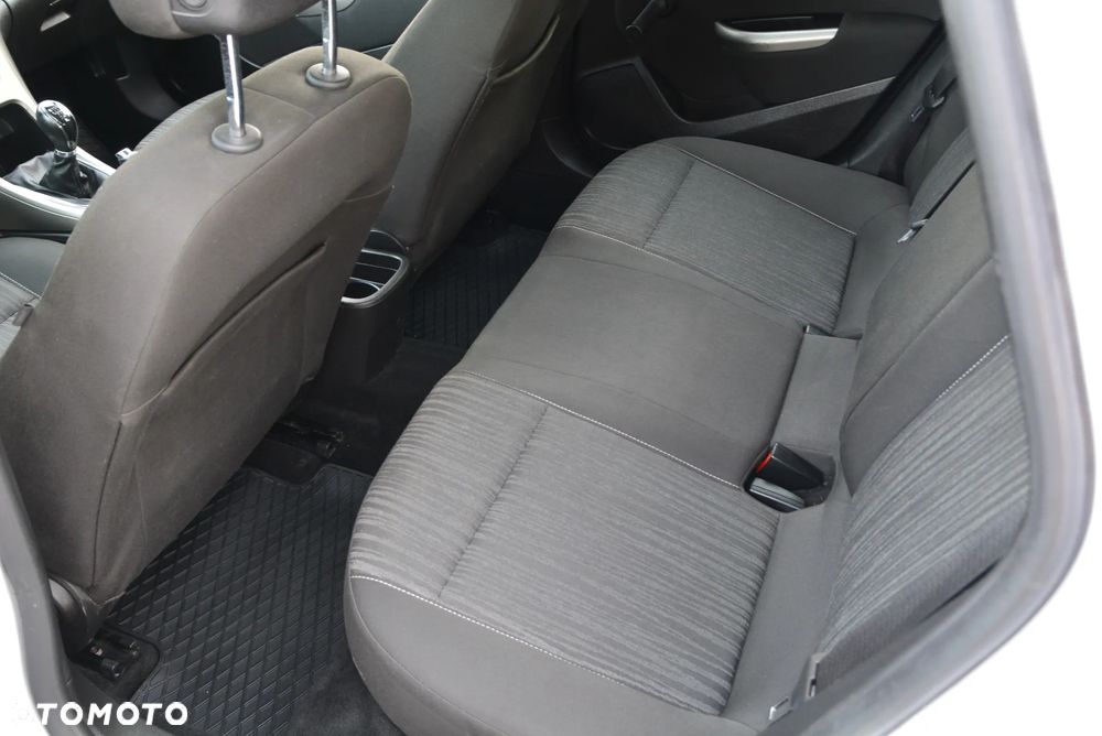 Opel Astra 1.6 Enjoy - 24