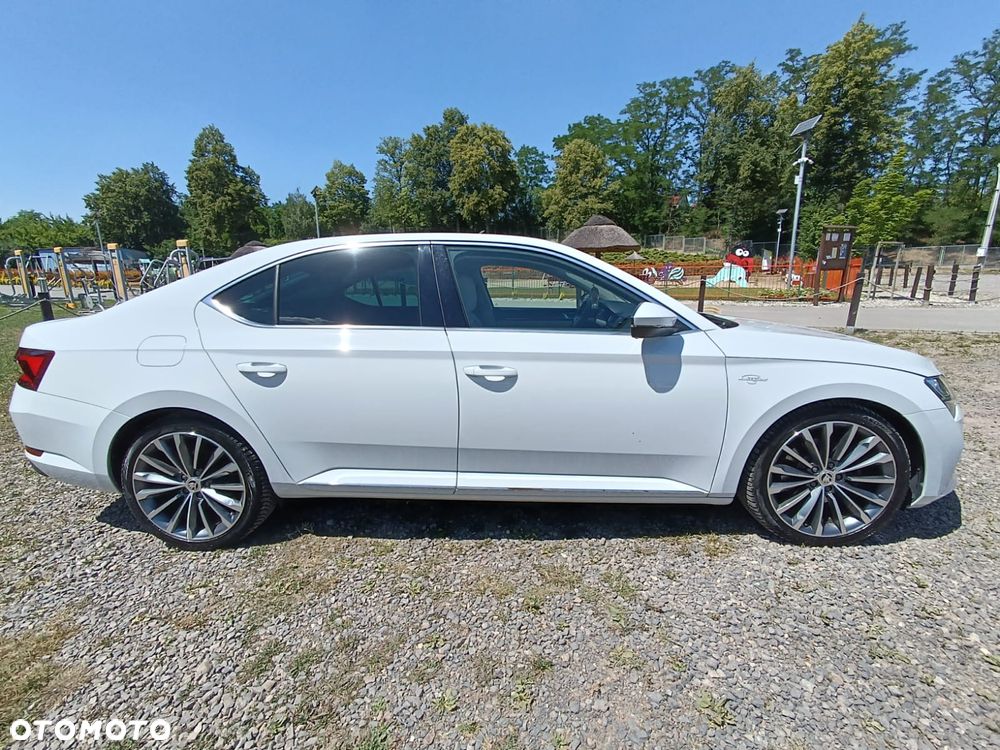 Skoda Superb 2.0 TDI SCR 4x4 L&K DSG - 5