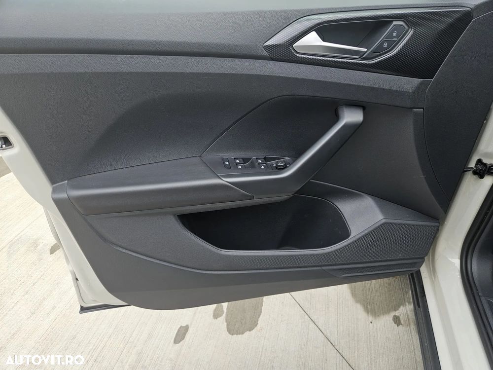 Volkswagen T-Cross 1.0 TSI DSG Life - 7