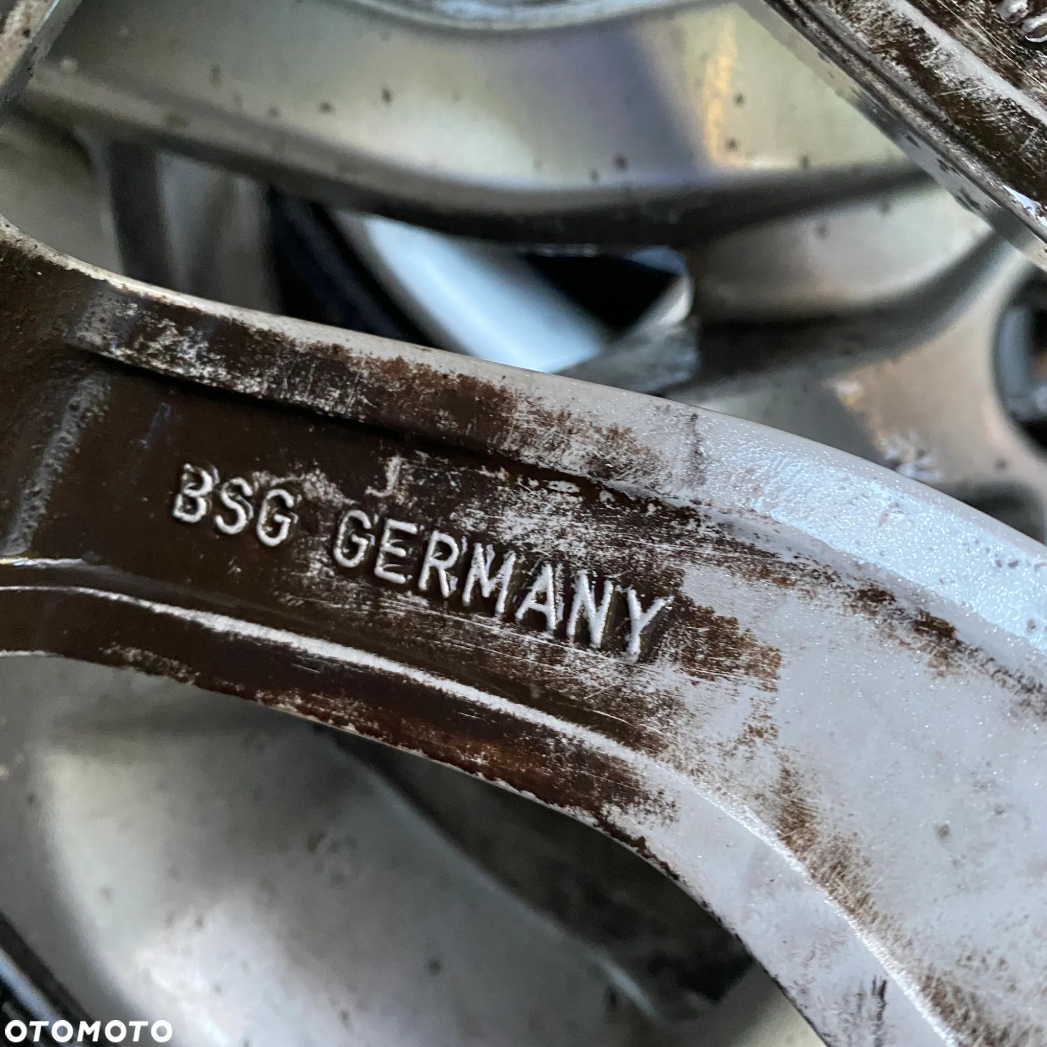 FELGI ALUMINIOWE R18 RANGE ROVER EVOQUE DISCOVERY SPORT - 9