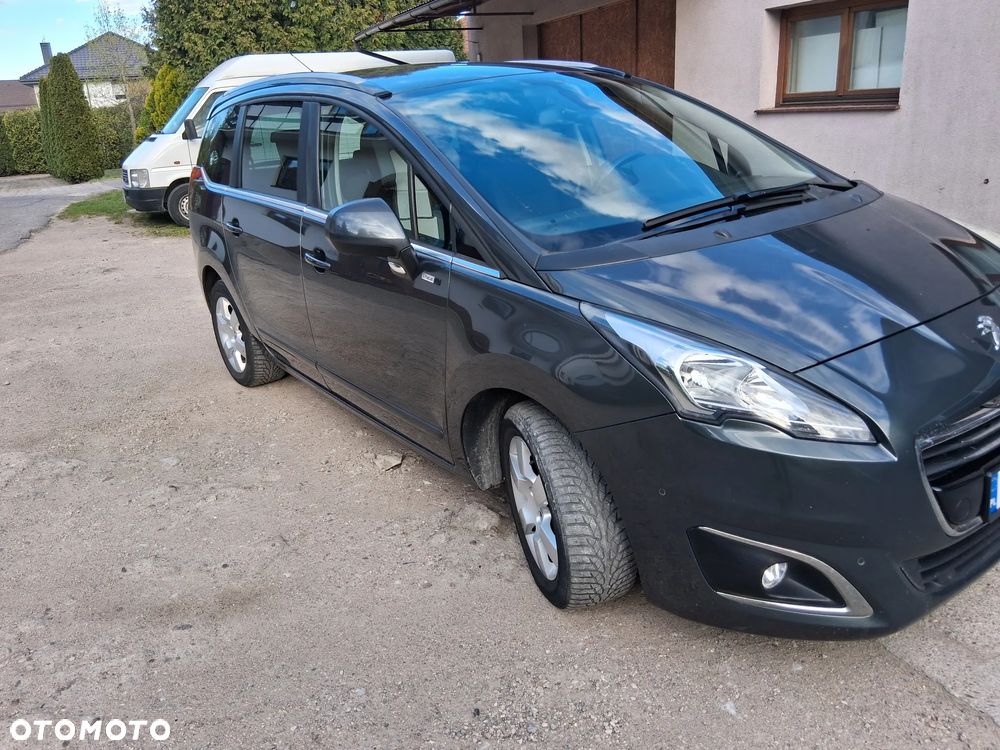 Peugeot 5008 1.6 HDi Access 7os - 1