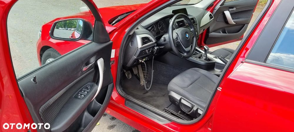 BMW Seria 1 116i - 16