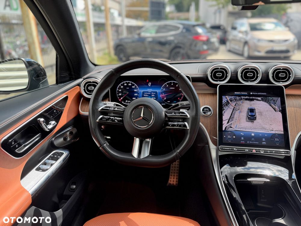 Mercedes-Benz GLC 300 4Matic 9G-TRONIC AMG Line Advanced - 27
