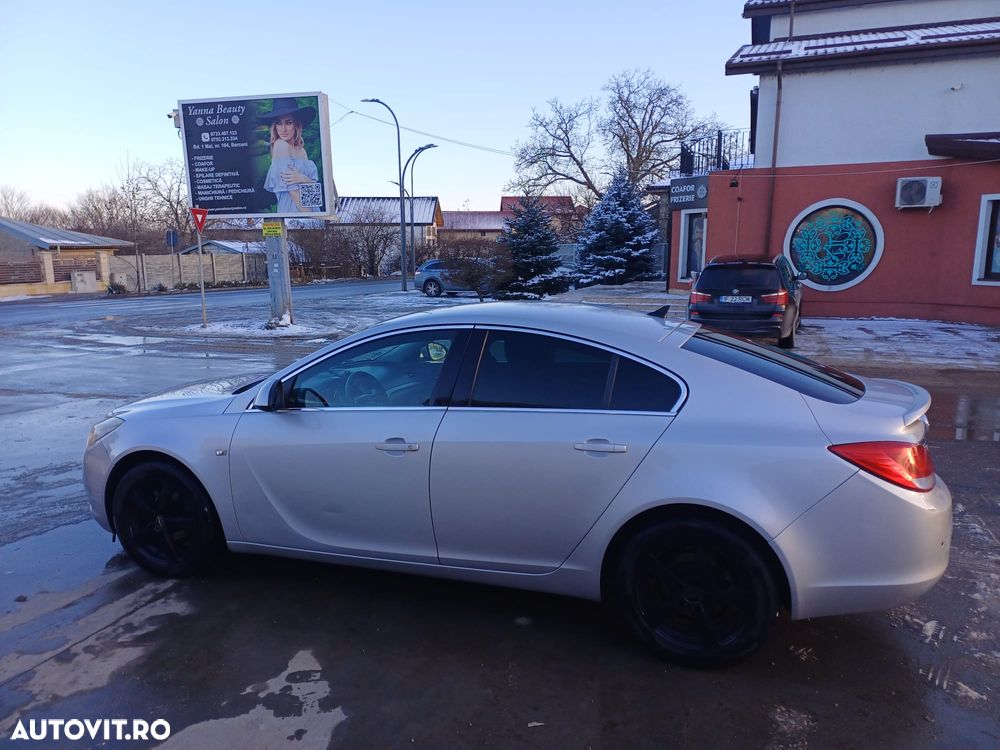 Opel Insignia 2.0 CDTI - 7
