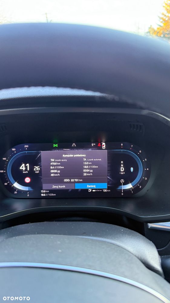 Volvo XC 60 B5 B Momentum Pro - 9