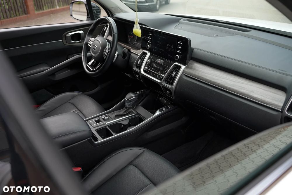 Kia Sorento - 13