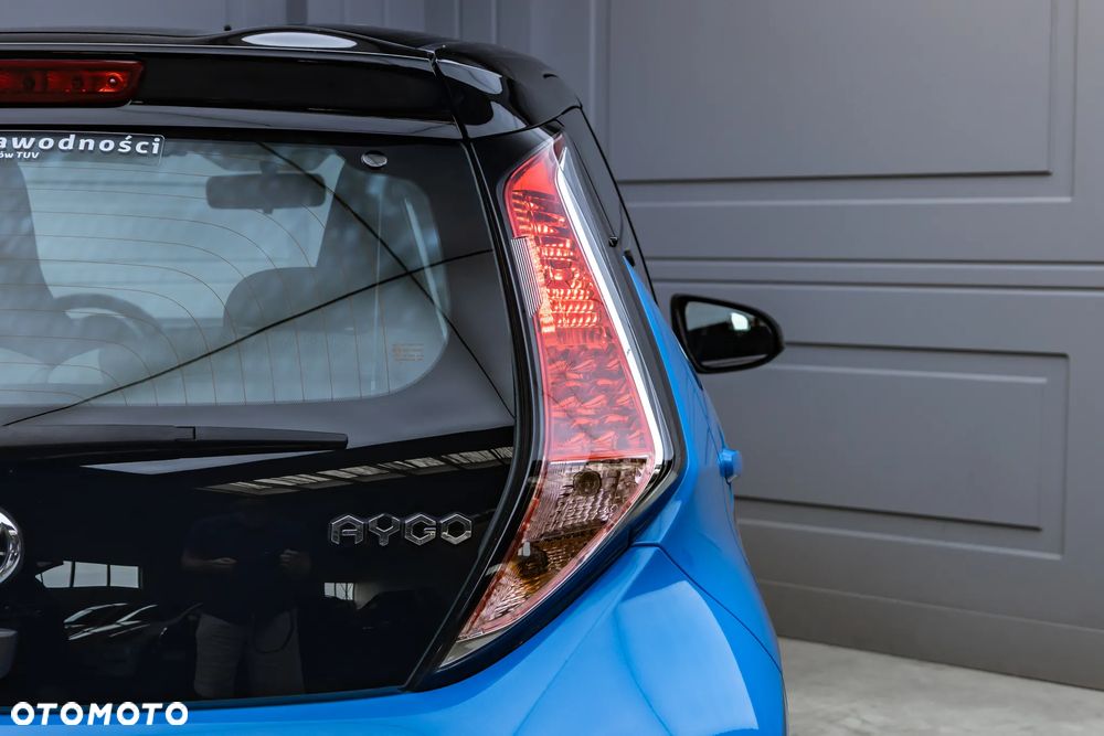 Toyota Aygo x-cite - 30