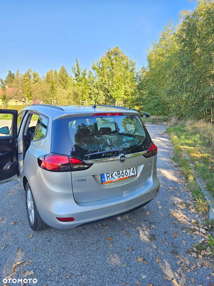 Opel Zafira - 16