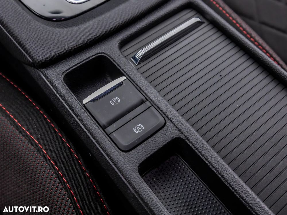 Skoda Octavia 2.0 TSI DSG RS 245 - 24