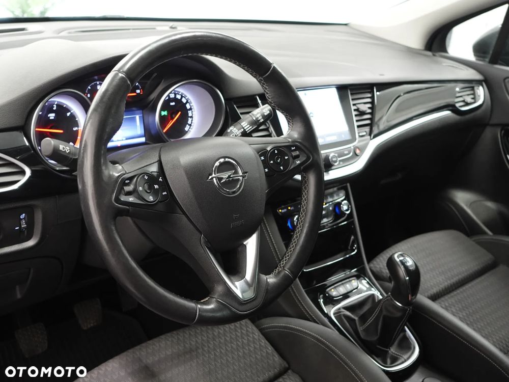 Opel Astra 1.6 BiTurbo D (CDTI) Start/Stop Innovation - 21