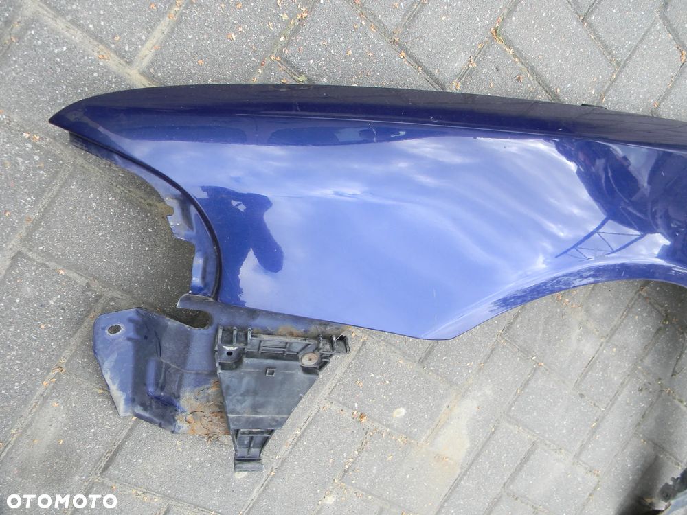 błotnik lewy przód AUDI A4 B5 94-98 LZ5L - 2