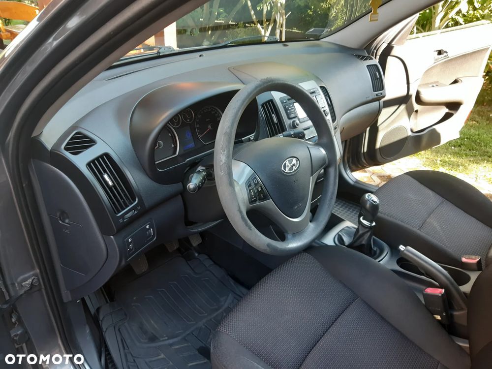 Hyundai i30 1.6 CRDi Comfort - 4