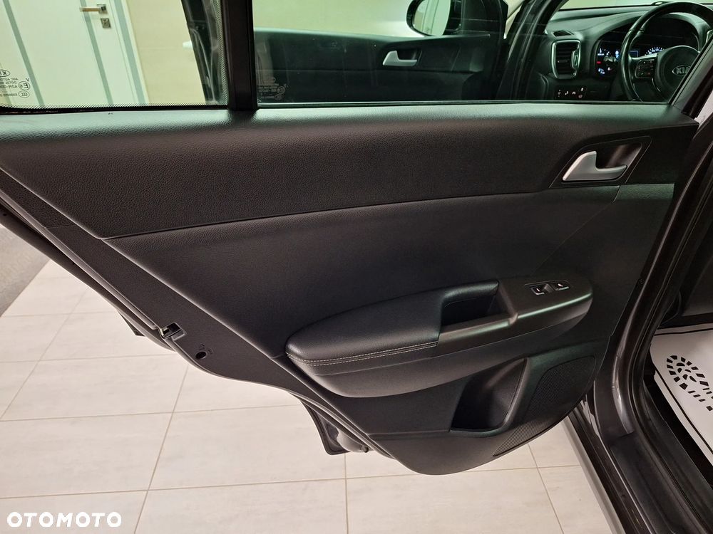 Kia Sportage 2.0 CRDI Business Line 4WD - 22