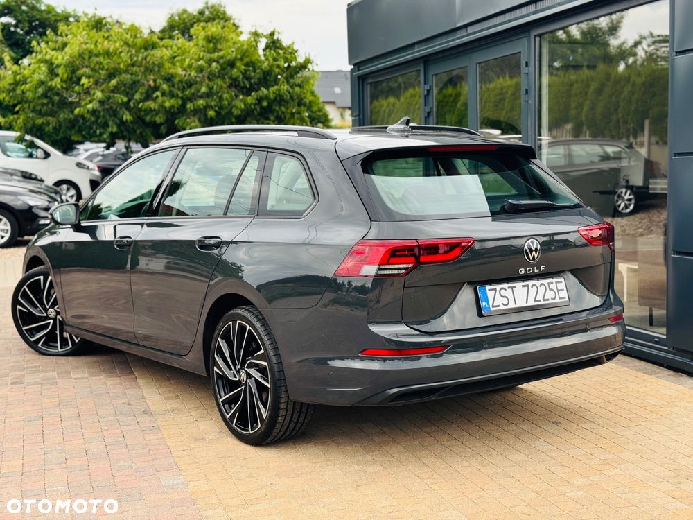 Volkswagen Golf - 26