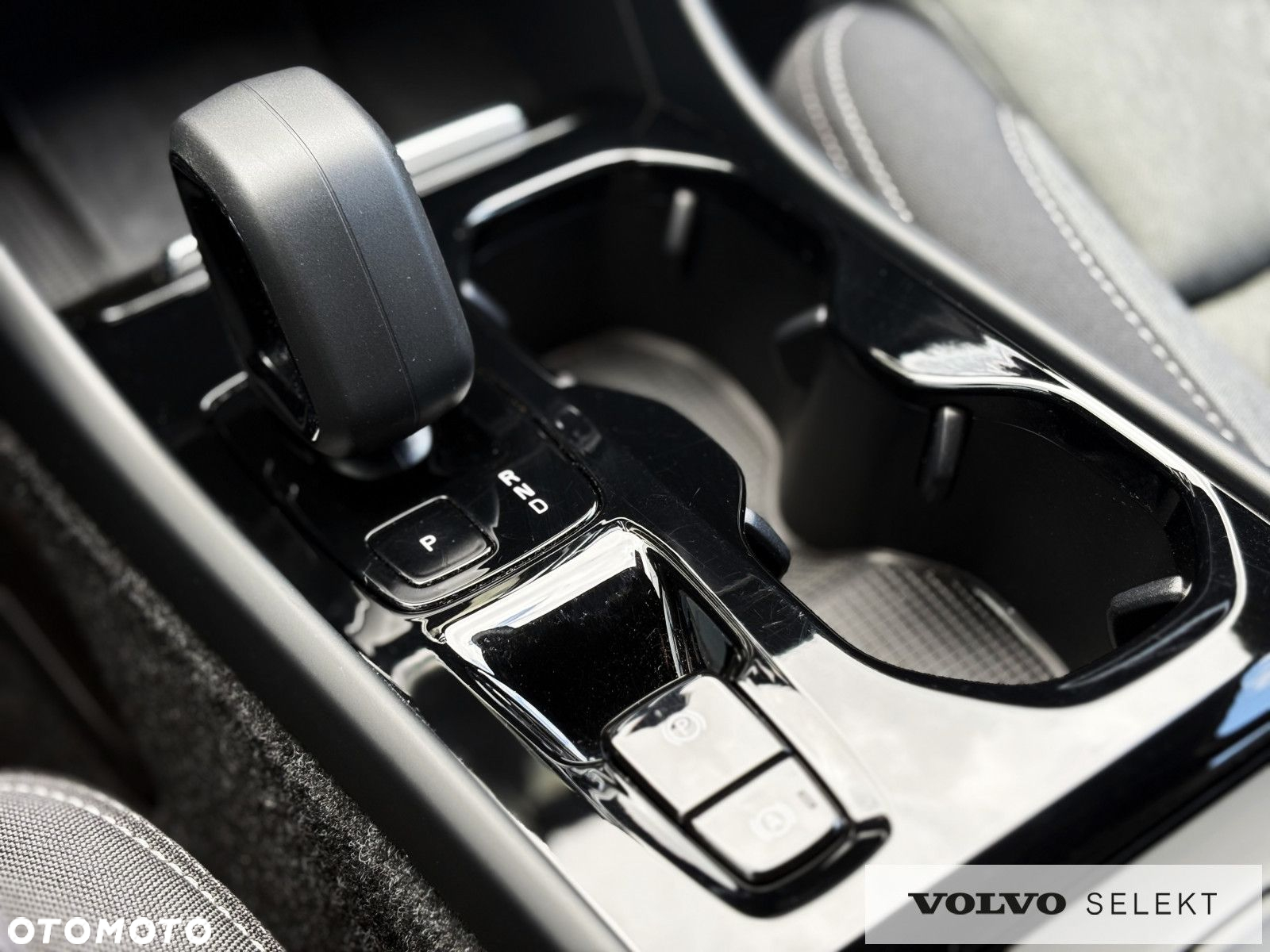 Volvo XC 40 - 21