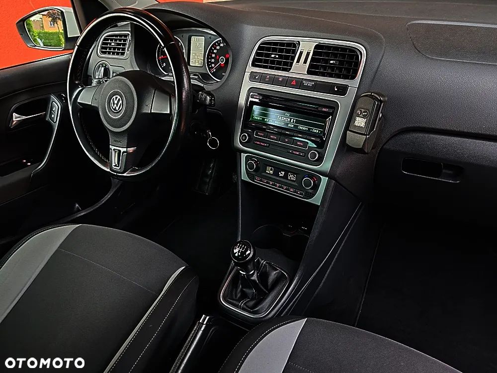 Volkswagen Polo 1.2 Team - 21